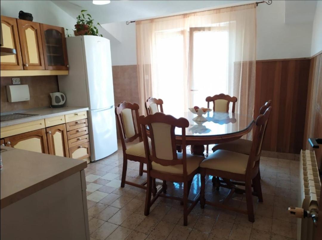 Apartman Andela Podgora Extérieur photo